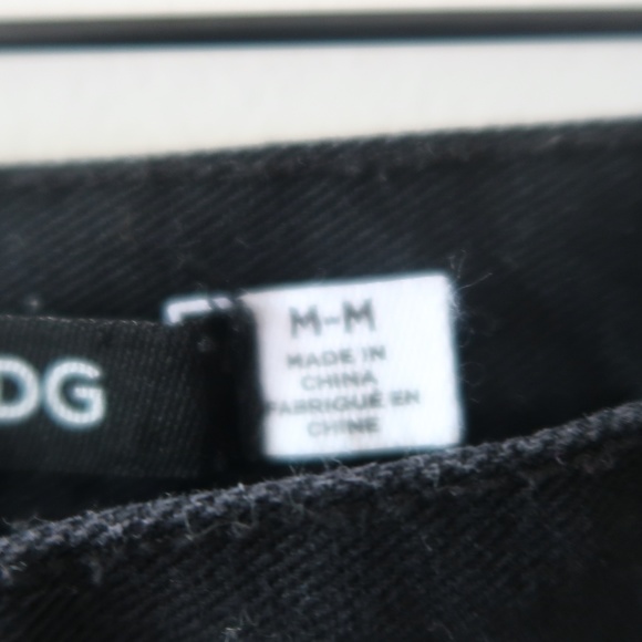 BDG skirt- black Botton down - Picture 3 of 4